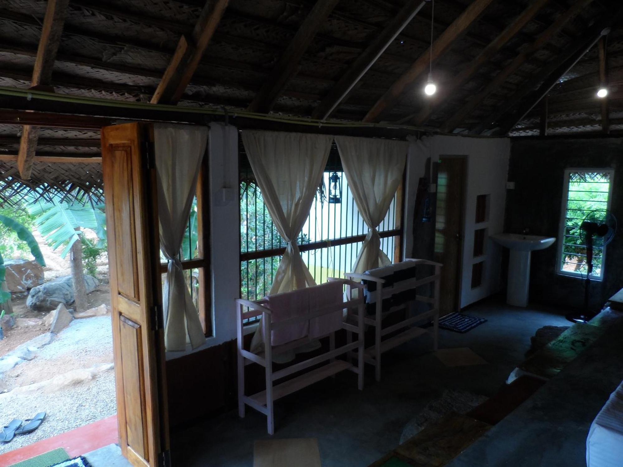 Sigiri Lake Paradise Sigiriya Phòng bức ảnh