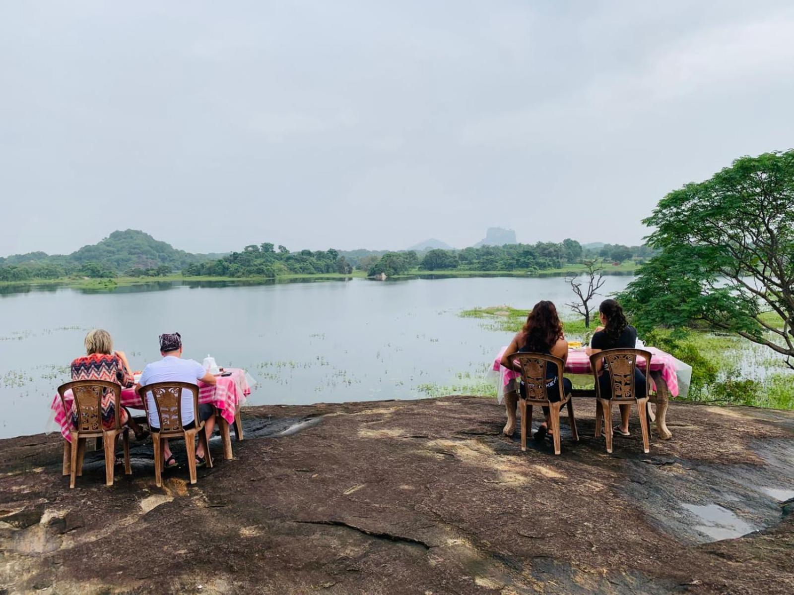 Sigiri Lake Paradise Sigiriya Ngoại thất bức ảnh