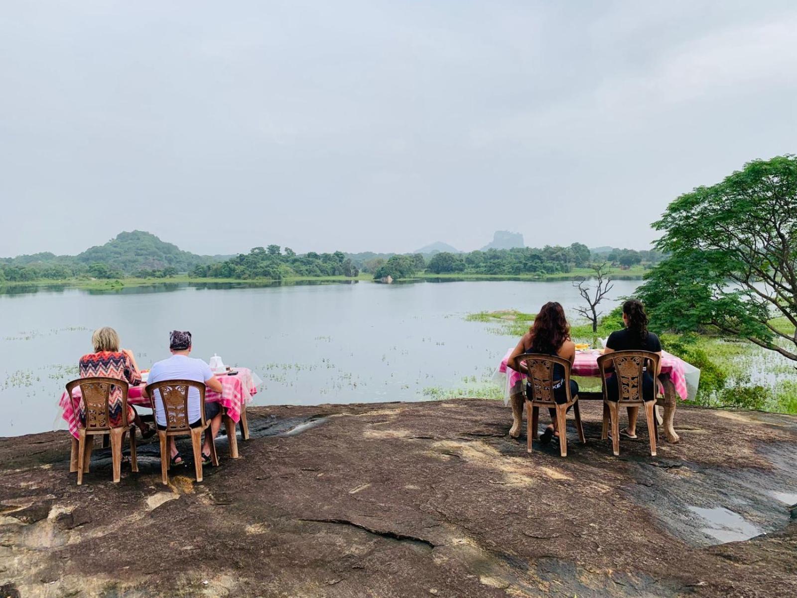 Sigiri Lake Paradise Sigiriya Ngoại thất bức ảnh