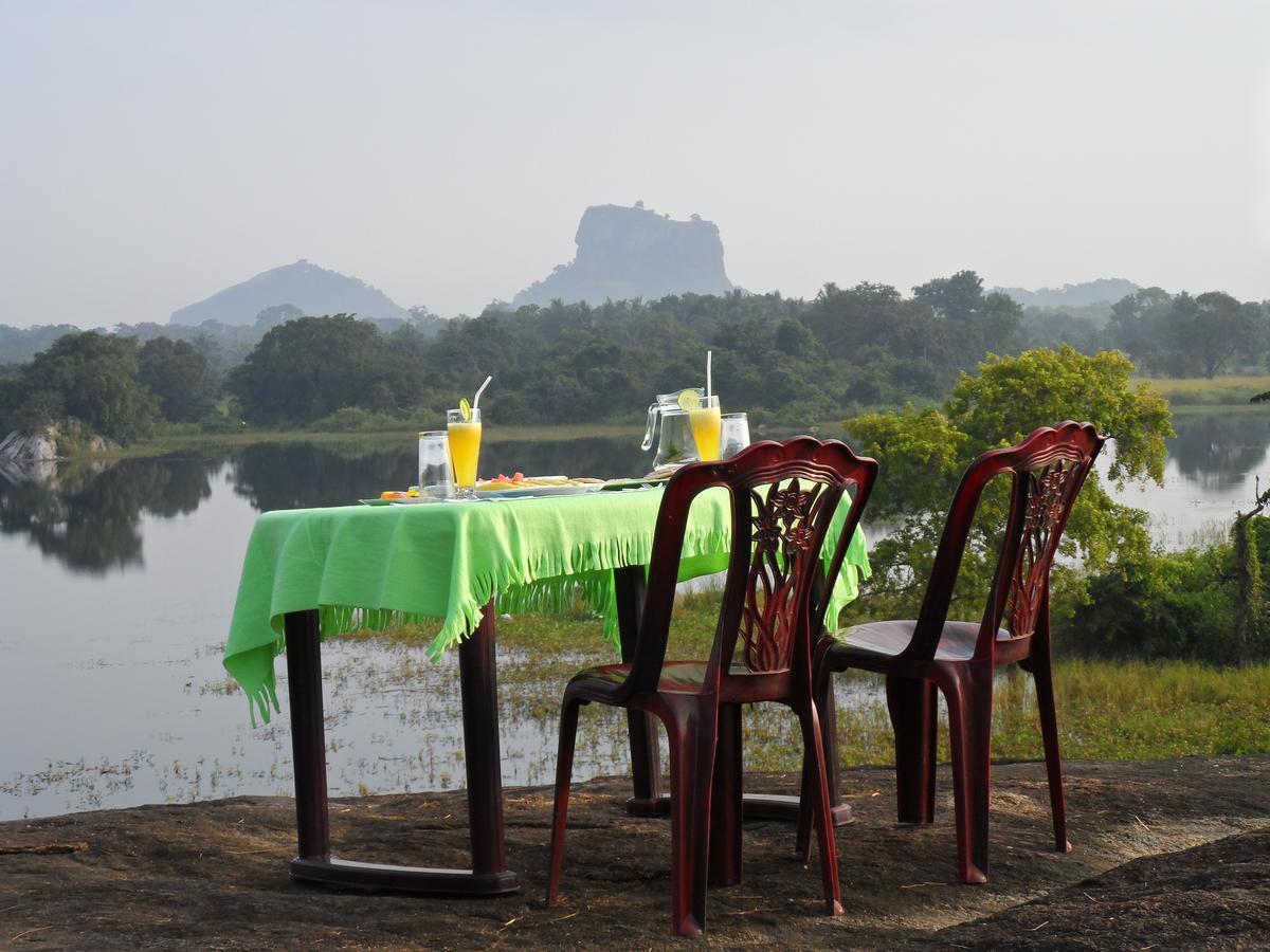 Sigiri Lake Paradise Sigiriya Ngoại thất bức ảnh