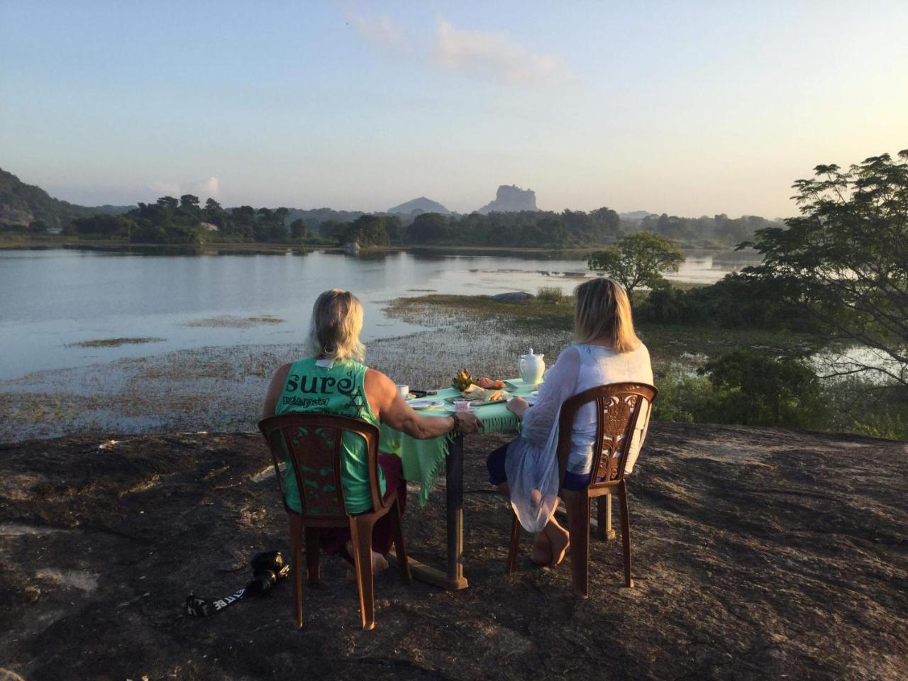 Sigiri Lake Paradise Sigiriya Ngoại thất bức ảnh